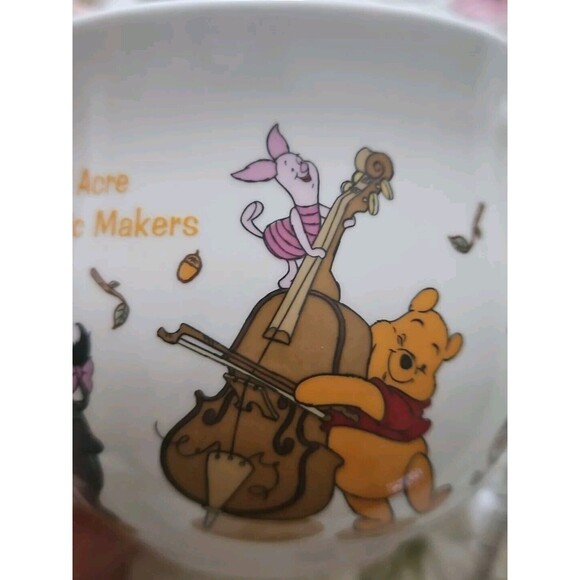 RARE  Winnie The Pooh And Gang Disneyland Tokyo Mug - Picture 6 of 6